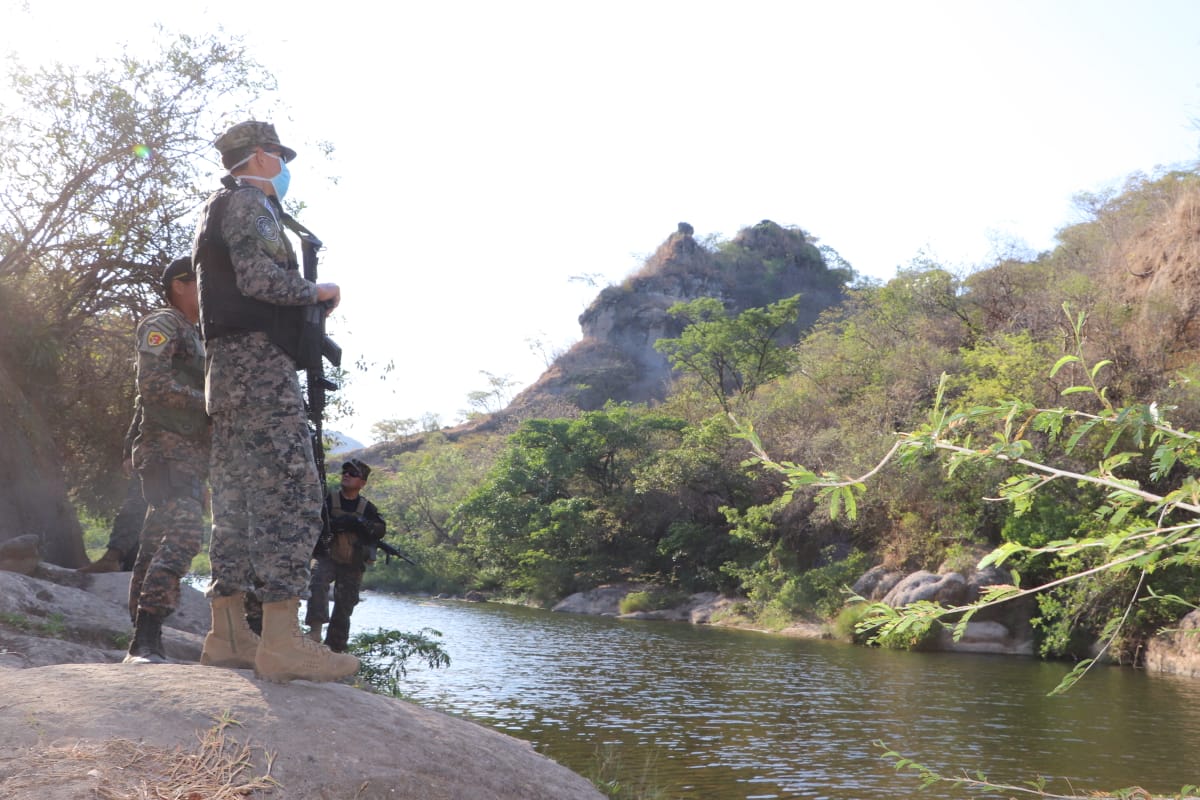 Comando Sumpul frustra a sujeto que intentó ingresar ilegalmente a El Salvador comando-sumpul-frustra-a-sujeto-que-intento-ingresar-ilegalmente-a-el-salvador